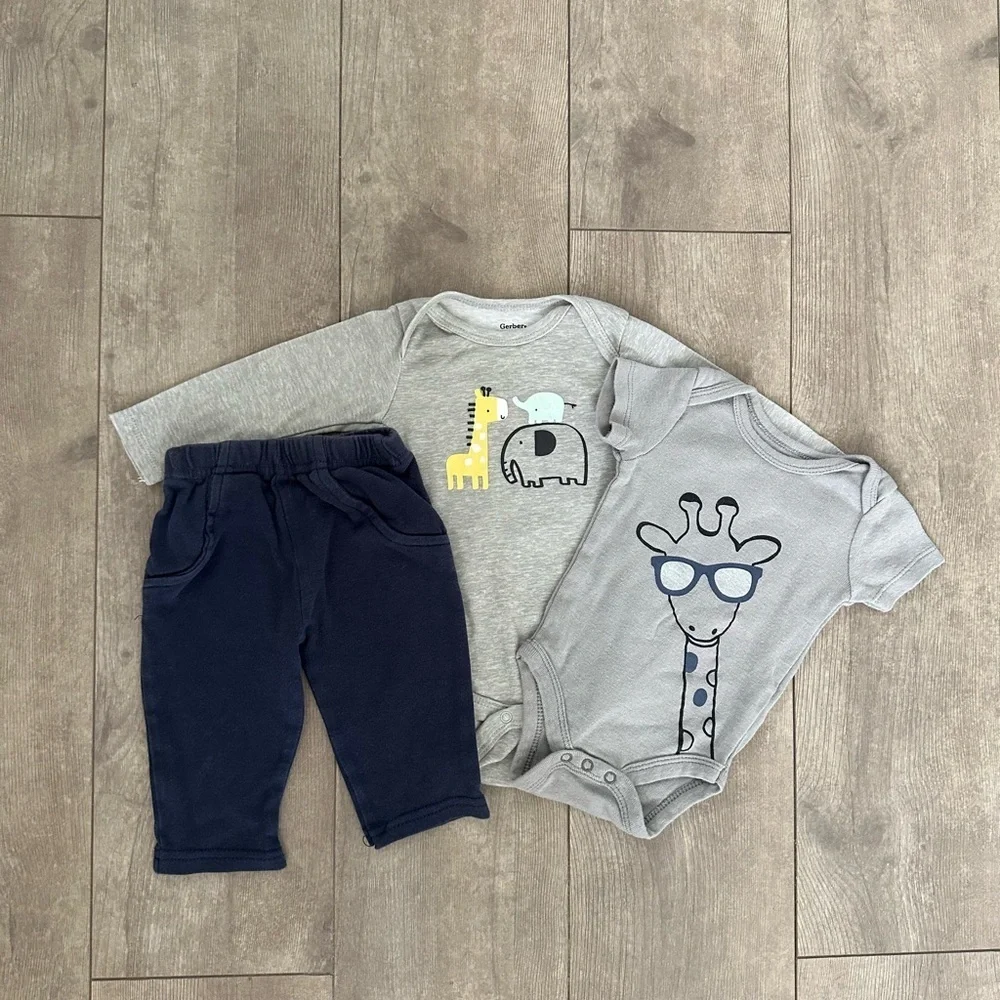 Gerber & koala baby 0-3 Month Baby Boy three piece matching outfit set giraffes